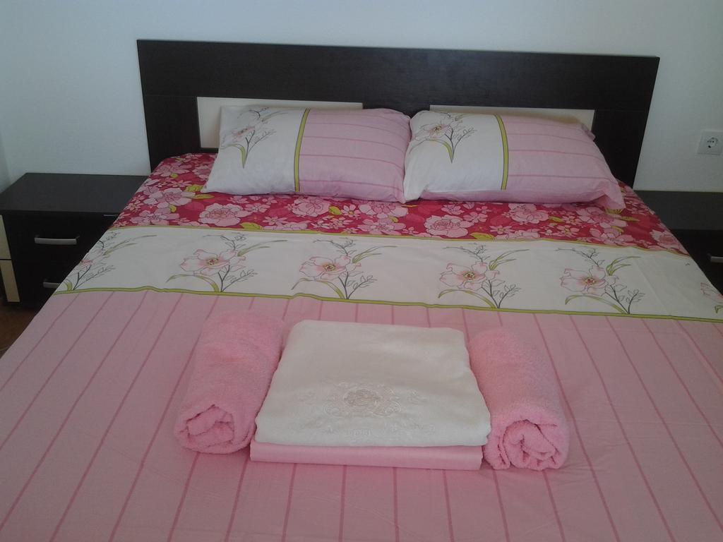 Apartment Oliva อุลซิน ภายนอก รูปภาพ